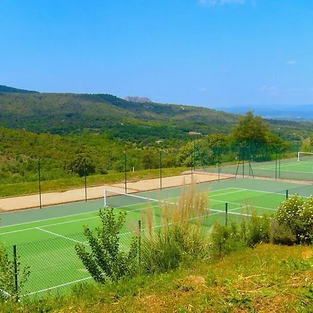 Golf Roquebrune Hébergement de vacances Roquebrune-sur Argens