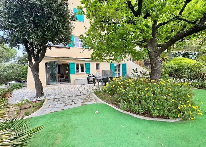 Golf Roquebrune Hébergement de vacances *